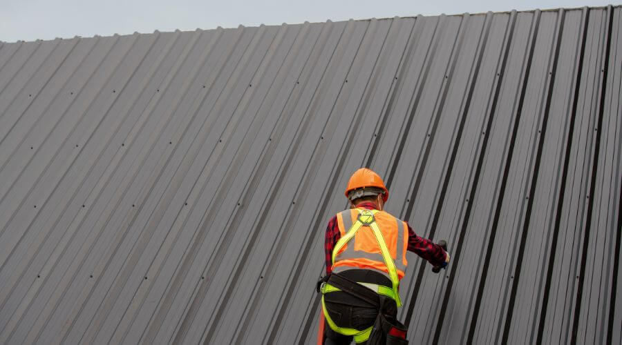 Professional gutter cleaning in Caldwell, OH